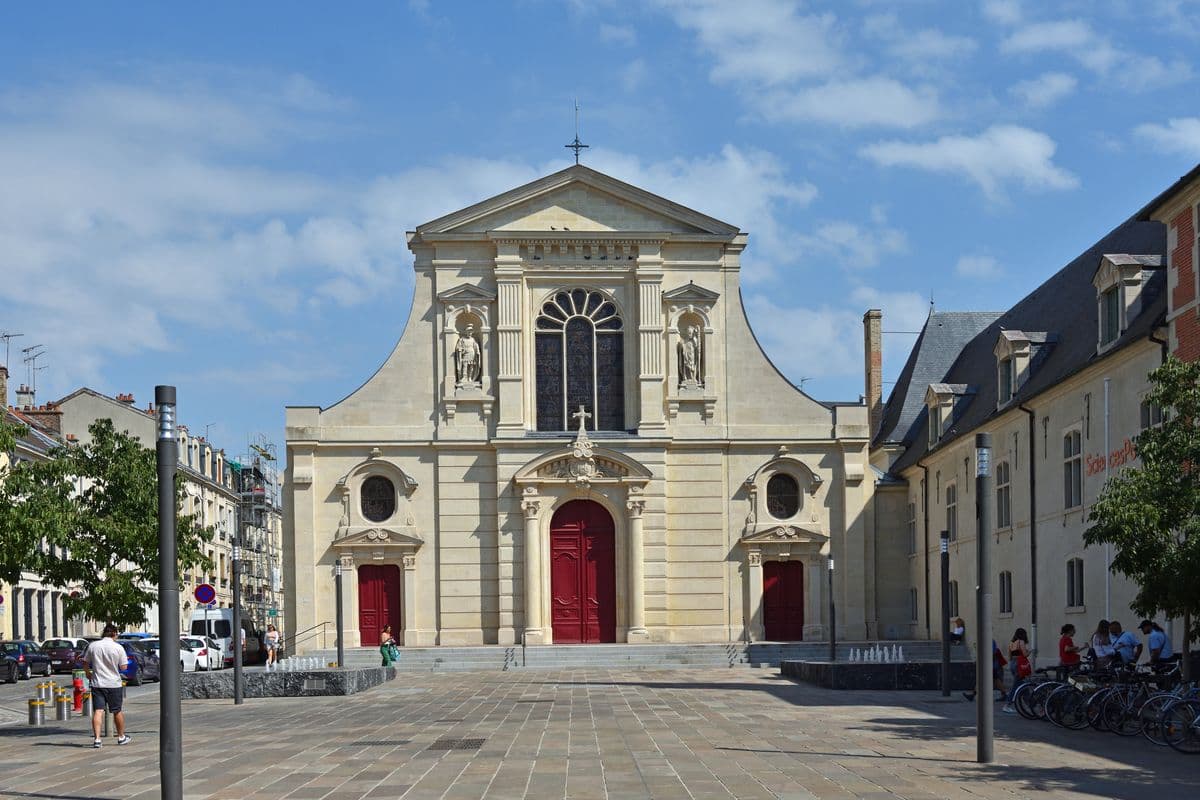 Église Saint-Maurice