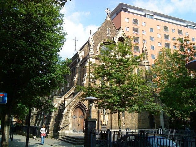 Holy Cross Church, Cromer Street