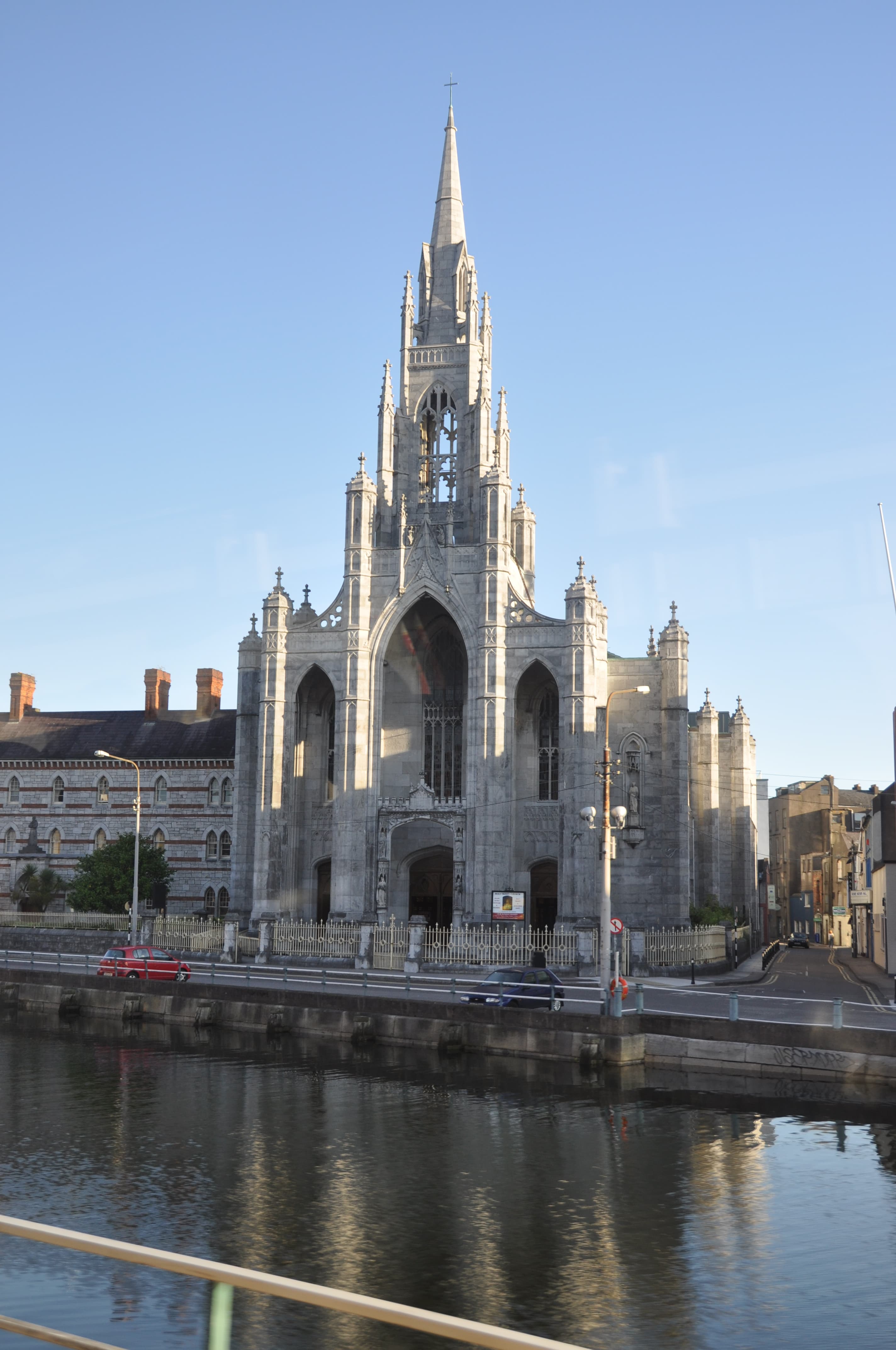 Holy Trinity Roman Catholic Church